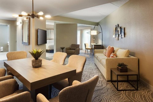 Marriott Savannah Riverfront - image 12