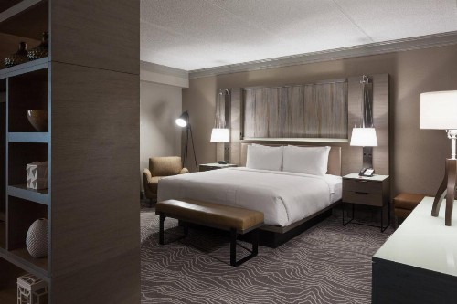 Marriott Savannah Riverfront - image 23