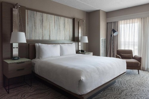 Marriott Savannah Riverfront - image 9