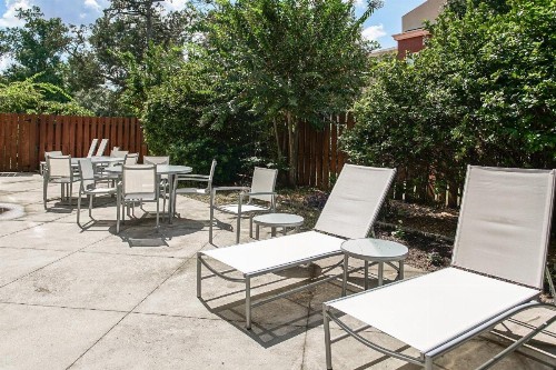SpringHill Suites Savannah Midtown - image 10