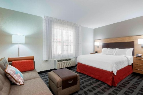 TownePlace Suites Savannah Midtown - image 21