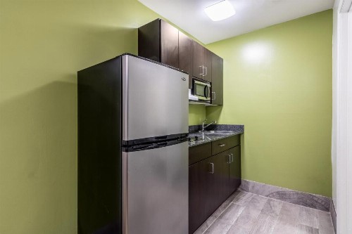 Studio 6-Savannah GA - image 4