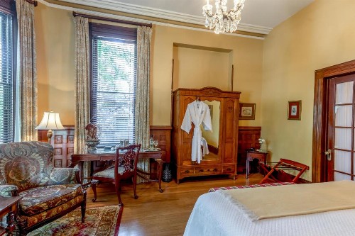 Kehoe House Historic Inns of Savannah Collection - image 2