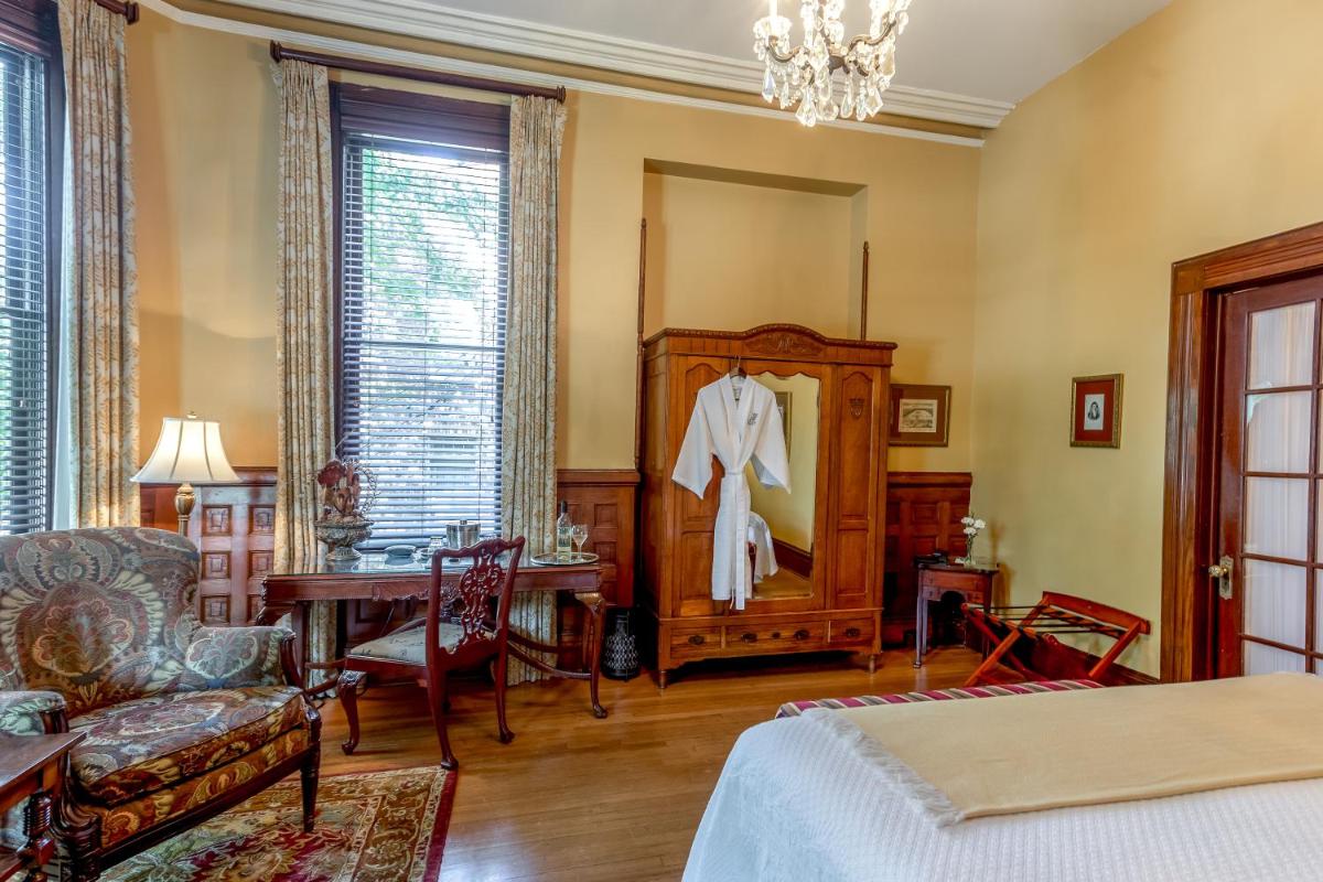 Kehoe House Historic Inns of Savannah Collection - image 2