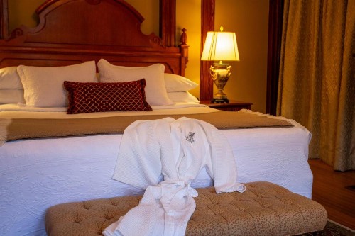 Kehoe House Historic Inns of Savannah Collection - image 38
