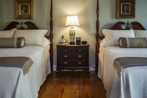 Eliza Thompson House Historic Inns of Savannah Collection - image 48