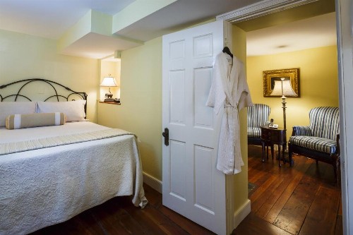 Eliza Thompson House Historic Inns of Savannah Collection - image 49