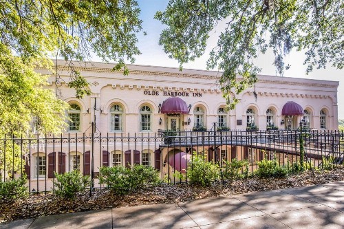 Olde Harbour Inn Historic Inns of Savannah Collection - image 1
