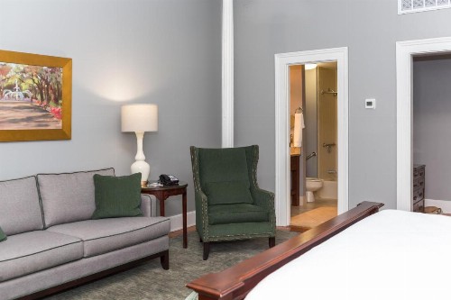 East Bay Inn Historic Inns of Savannah Collection - image 8