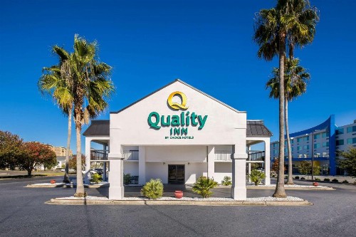 Quality Inn Savannah I-95 - image 1