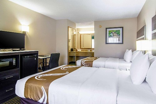 Quality Inn Savannah I-95 - image 18