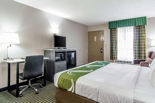 Quality Inn Savannah I-95 - image 24