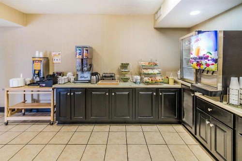 Quality Inn Savannah I-95 - image 3