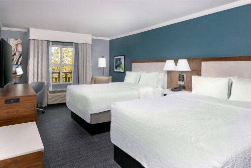 Hampton Inn Savannah Historic District - image 12