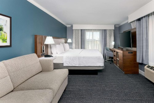 Hampton Inn Savannah Historic District - image 30