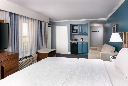 Hampton Inn Savannah Historic District - image 32