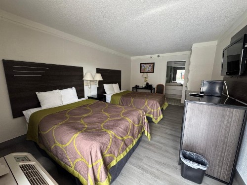 La Quinta Inn by Wyndham Savannah I-95 - image 8