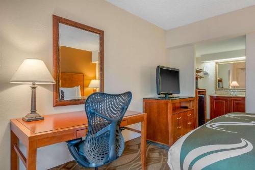 Quality Inn Savannah Historic District - image 16
