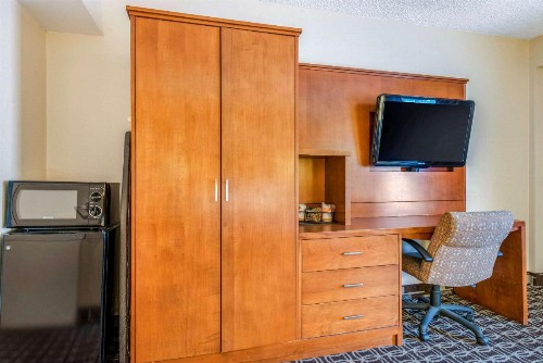 Quality Inn Savannah Historic District - image 17
