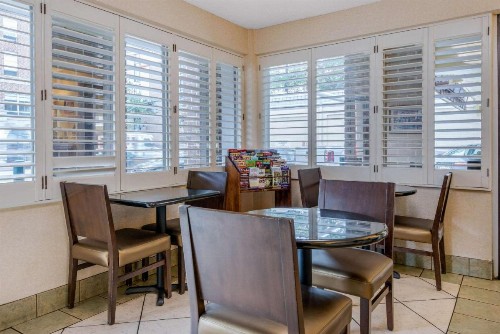 Quality Inn Savannah Historic District - image 22