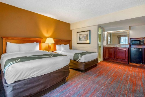 Quality Inn Savannah Historic District - image 27