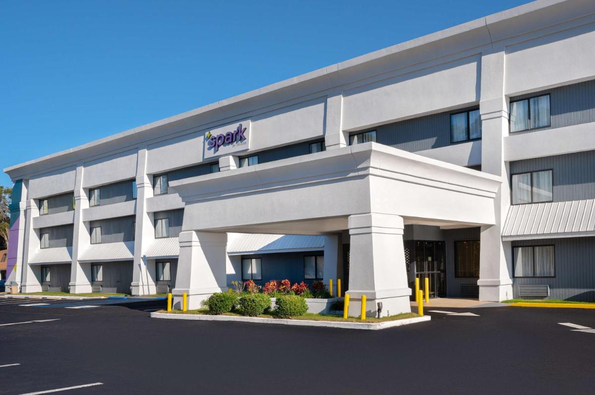 La Quinta by Wyndham Savannah Southside - main image