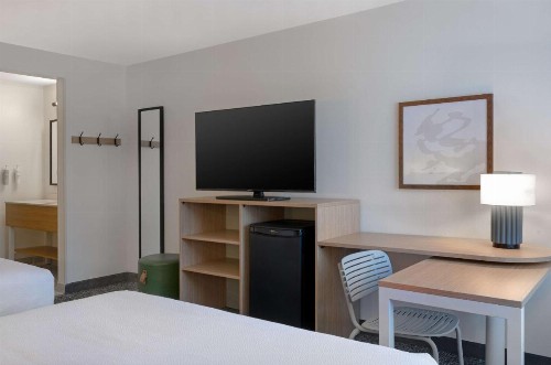 La Quinta by Wyndham Savannah Southside - image 13