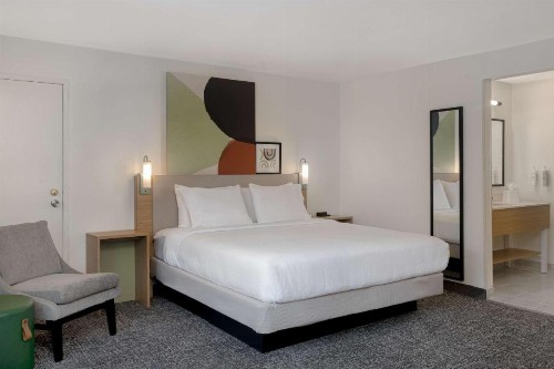La Quinta by Wyndham Savannah Southside - image 23