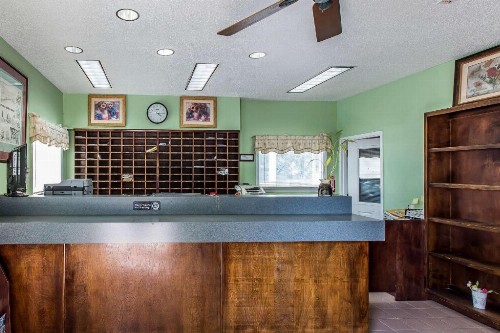 Suburban Extended Stay Abercorn - image 14