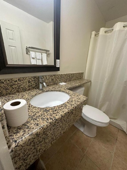 Suburban Extended Stay Abercorn - image 17