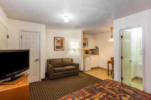 Suburban Extended Stay Abercorn - image 22