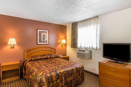 Suburban Extended Stay Abercorn - image 29