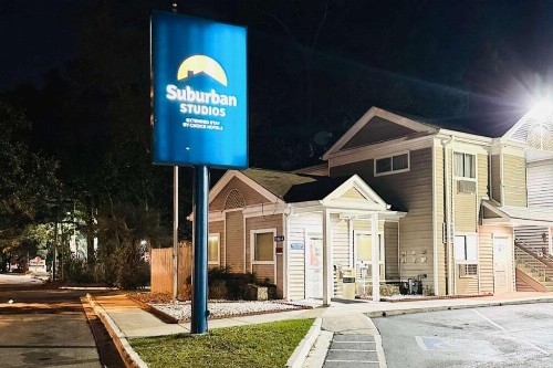 Suburban Extended Stay Abercorn - image 3