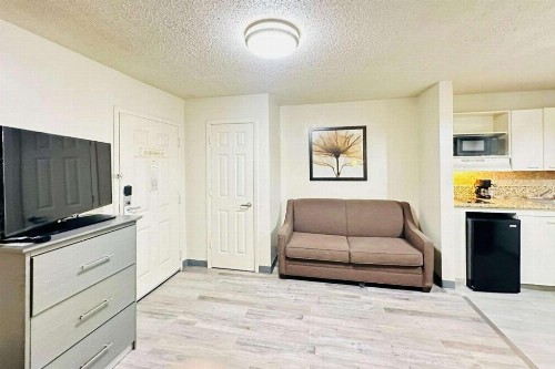 Suburban Extended Stay Abercorn - image 48
