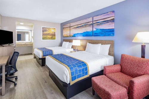 Days Inn & Suites by Wyndham Savannah Midtown - image 10