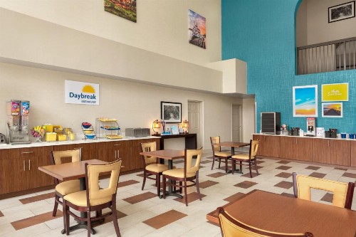 Days Inn & Suites by Wyndham Savannah Midtown - image 16