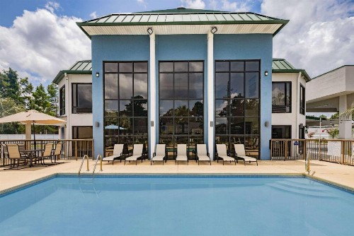 Days Inn & Suites by Wyndham Savannah Midtown - image 37