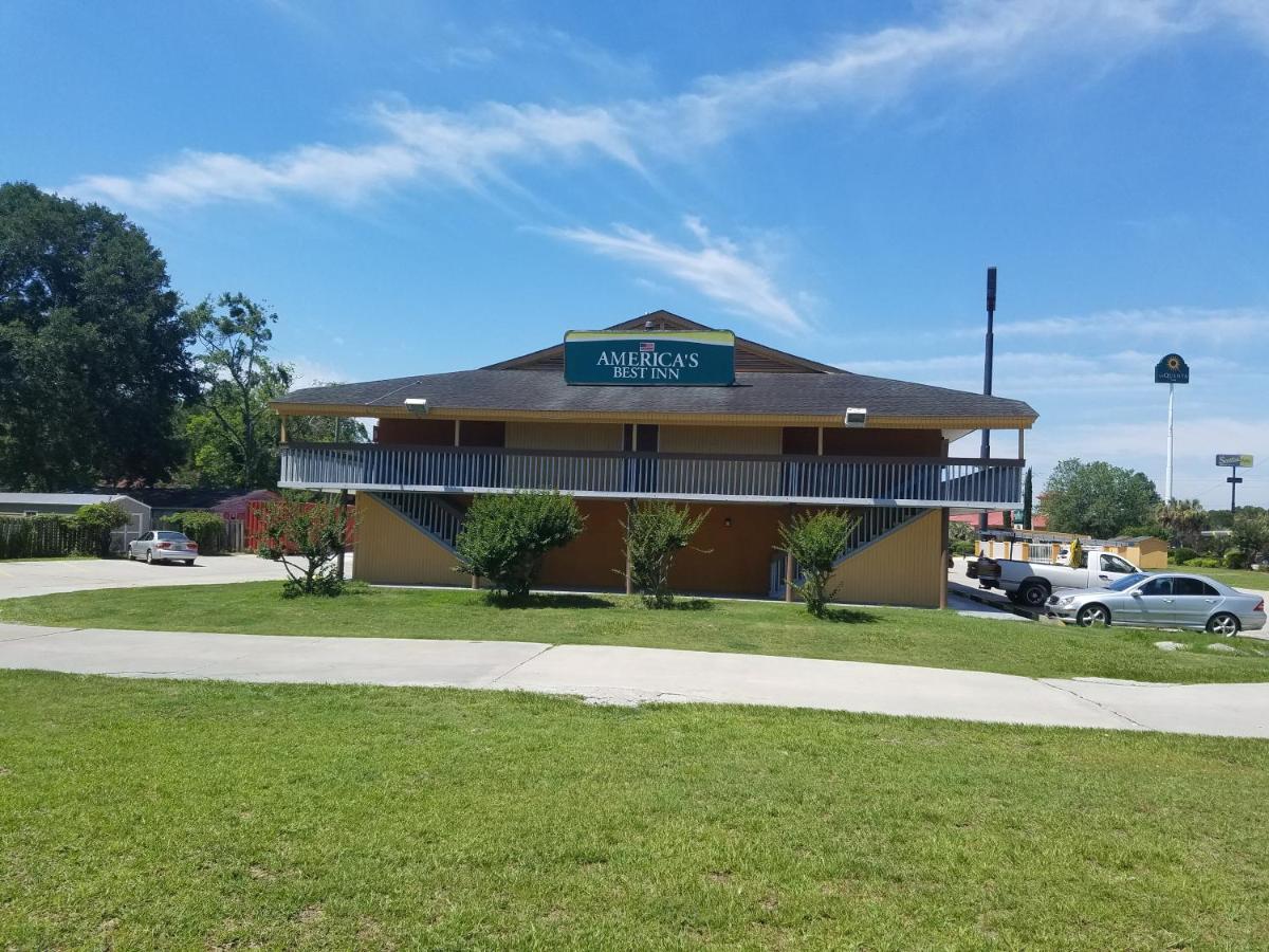 Americas Best Inn - Savannah - image 2