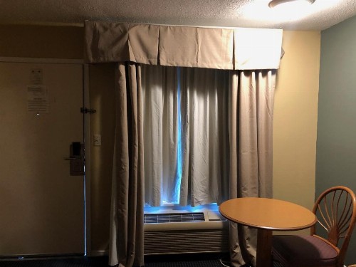 Americas Best Inn - Savannah - image 23