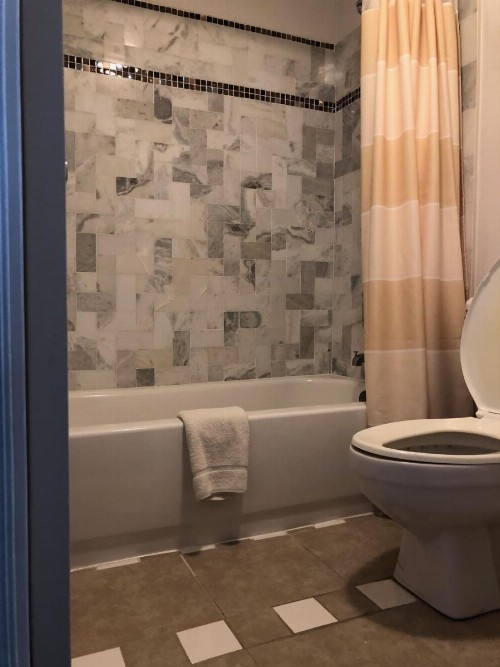 Americas Best Inn - Savannah - image 36