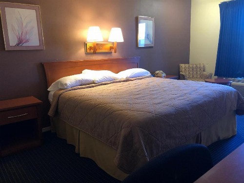 Americas Best Inn - Savannah - image 48