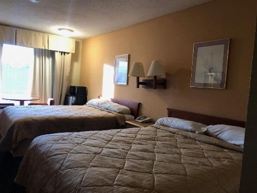 Americas Best Inn - Savannah - image 50