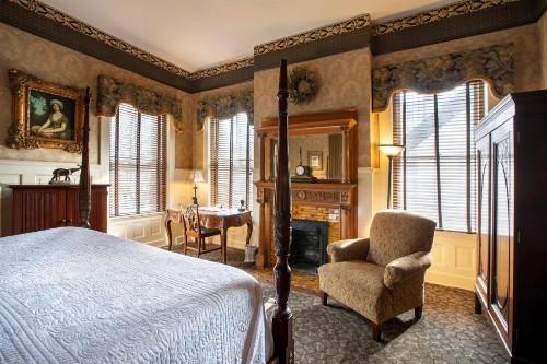 Foley House Inn - image 2