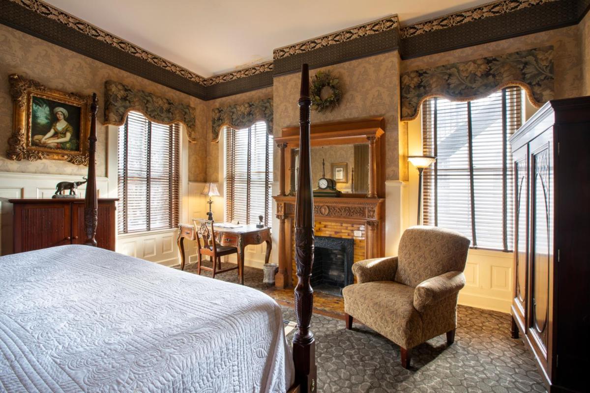 Foley House Inn - image 2