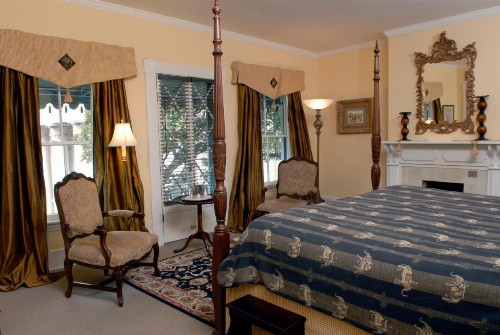 Foley House Inn - image 33