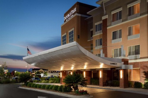 DoubleTree by Hilton Hotel Savannah Airport - image 22