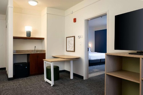 Comfort Inn & Suites Savannah Airport - image 26