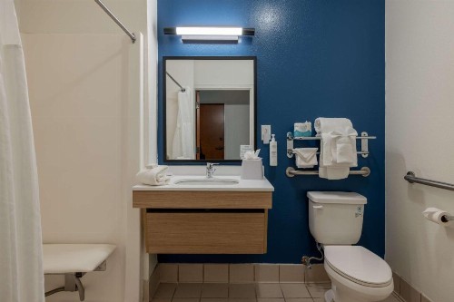 Comfort Inn & Suites Savannah Airport - image 32