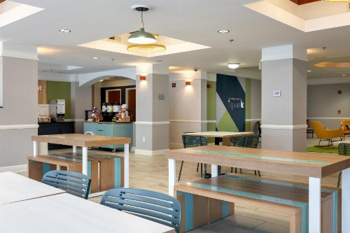 Comfort Inn & Suites Savannah Airport - image 42