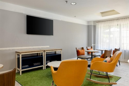 Comfort Inn & Suites Savannah Airport - image 46